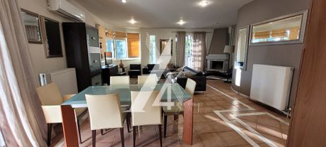 Apartment 150sqm for rent-Glyfada