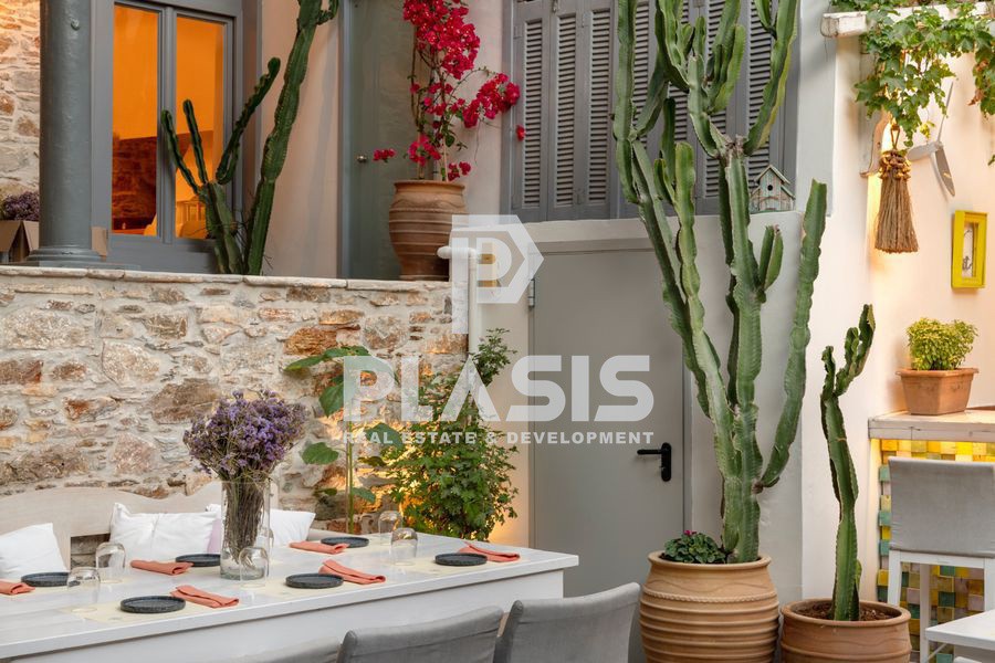 Επιχείρηση 200 τ.μ. προς πώληση, Κυκλάδες, Σύρος