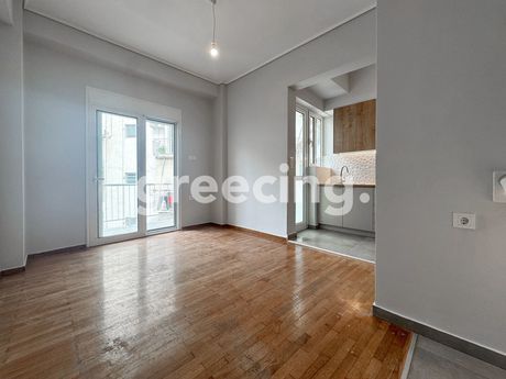 Studio / γκαρσονιέρα 30τ.μ. για πώληση-Φρεαττύδα