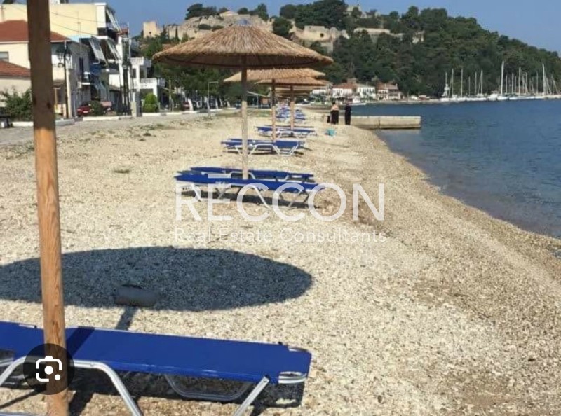 Επιχειρηματικό κτίριο 1.000 τ.μ. πρός πώληση, Αιτωλοακαρνανία, Ανακτόριο