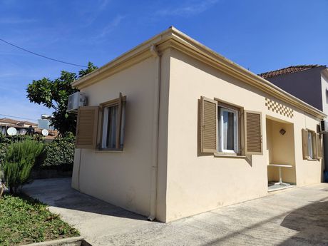 Detached home 58sqm for rent-Trikala » Center