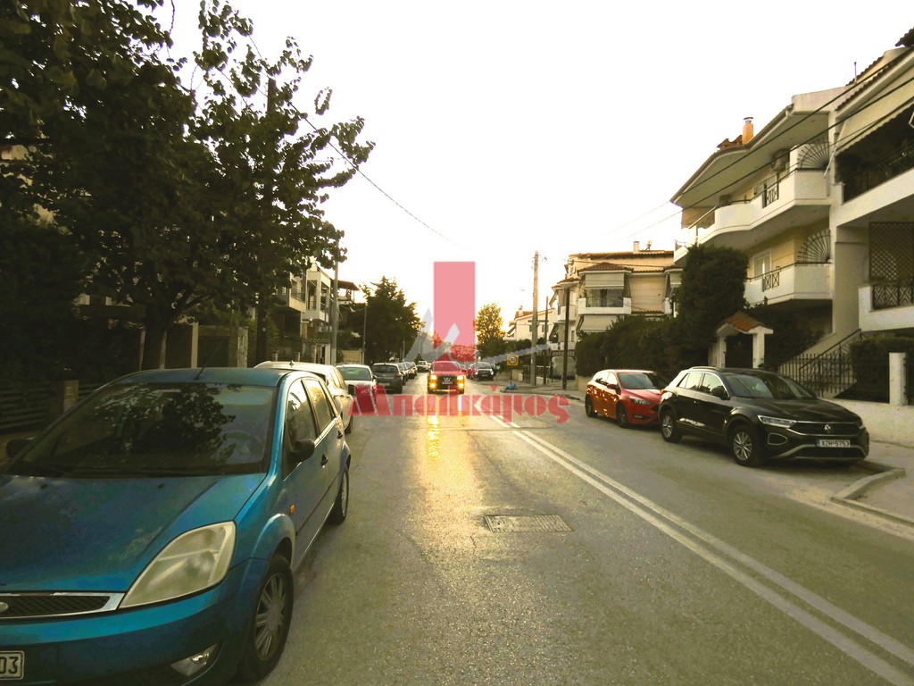 Οικόπεδο 541,92 τ.μ. πρός ενοικίαση, Αθήνα - Ανατολικά Προάστια, Γέρακας