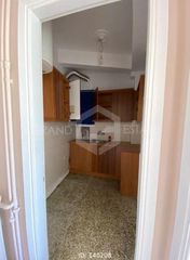 Διαμέρισμα 50 τ.μ. για πώληση, Πειραιάς, Αγία Σοφία-thumb-8