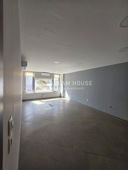 Γραφείο 44τ.μ. για ενοικίαση-Κέντρο