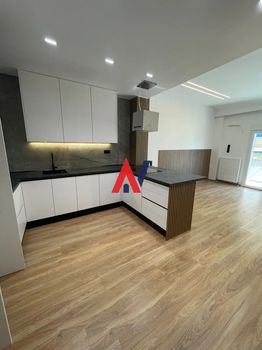 Διαμέρισμα 80τ.μ. για πώληση-Κυψέλη » Πλατεία κυψέλης