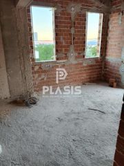 Maisonette 211 sqm for sale