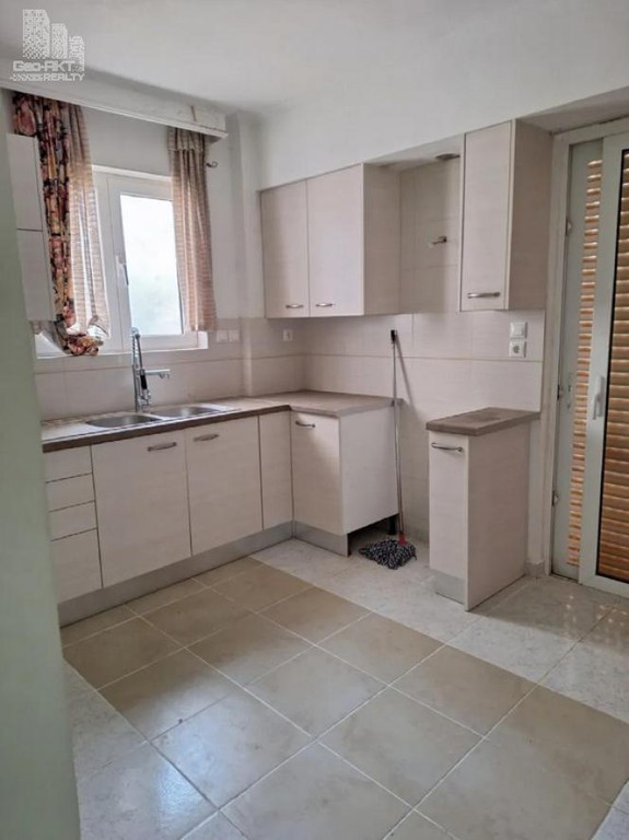 Studio / γκαρσονιέρα 114 τ.μ. πρός πώληση, Αθήνα - Νότια Προάστια, Γλυφάδα