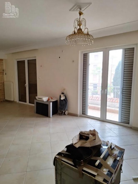 Studio / γκαρσονιέρα 114 τ.μ. πρός πώληση, Αθήνα - Νότια Προάστια, Γλυφάδα