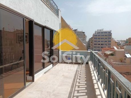 Business bulding 905sqm for sale-Piraeus - Center