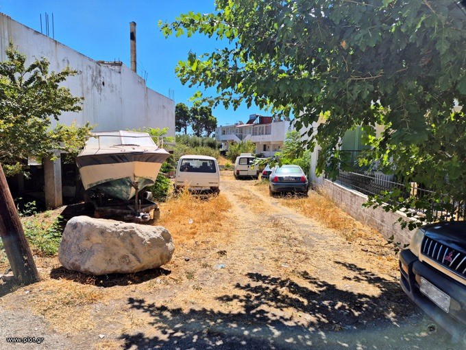 Οικόπεδο 311 τ.μ. προς πώληση, Ροβιές