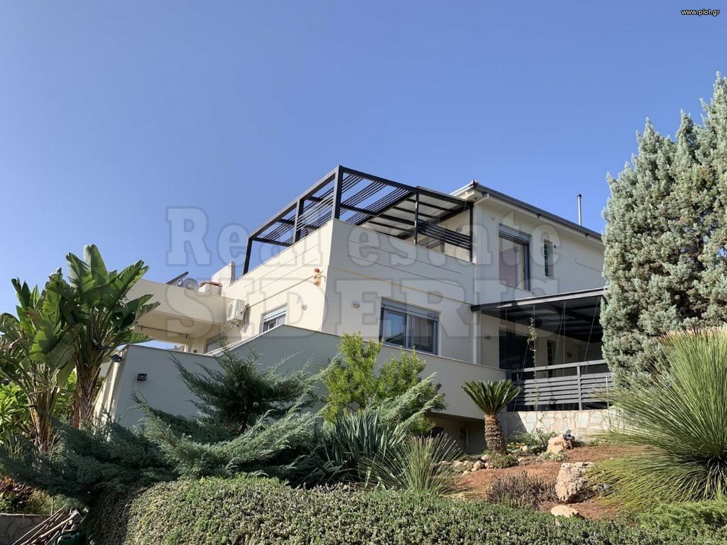 Βίλλα 340 τ.μ. πρός πώληση, Κορινθία, Λουτράκι-Περαχώρα