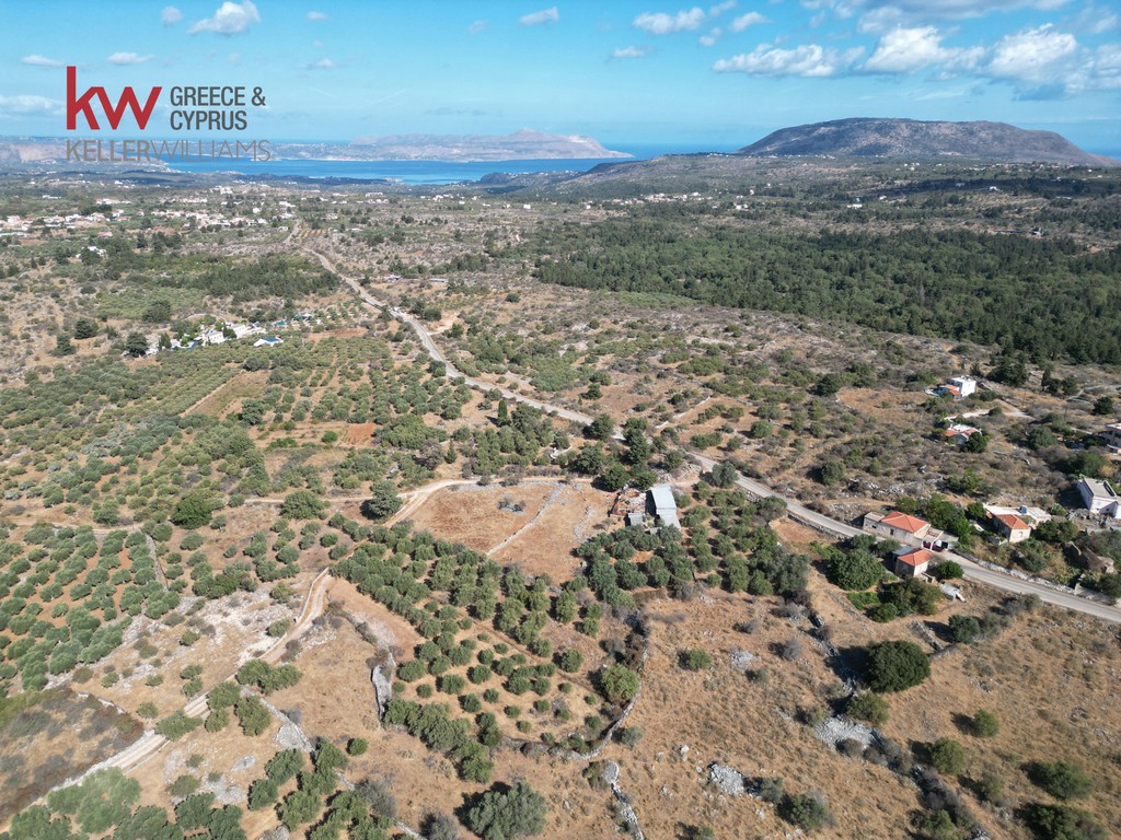 Οικόπεδο 1.777 τ.μ. προς πώληση, Σούρη