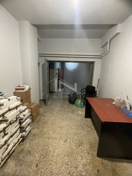 Αποθήκη 15τ.μ. για πώληση-Εξάρχεια - νεάπολη