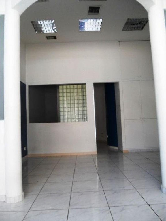 Κατάστημα 150 τ.μ. προς πώληση, Κέντρο Πάτρας
