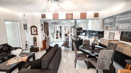 Διαμέρισμα 82τ.μ. για πώληση-Νίκαια