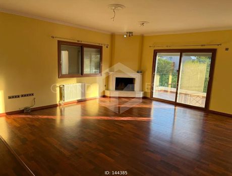 Μεζονέτα 200τ.μ. για ενοικίαση-Άγιος στέφανος » Κέντρο