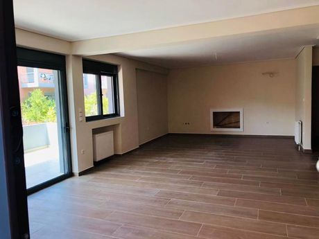 Μεζονέτα 282τ.μ. για πώληση-Καλύβια θορικού » Κέντρο