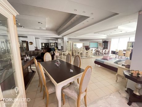 Business bulding 1.661sqm for rent-Thermi