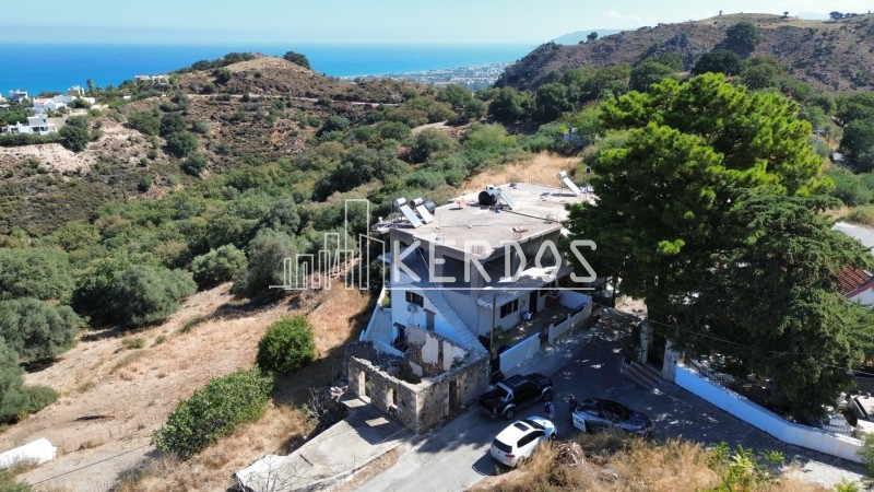 Κτίριο 335 τ.μ. προς πώληση, Μαθές