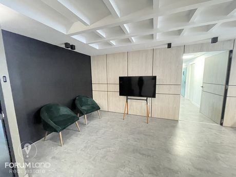 Office 870sqm for rent-Pylea » Mediterranean Cosmos