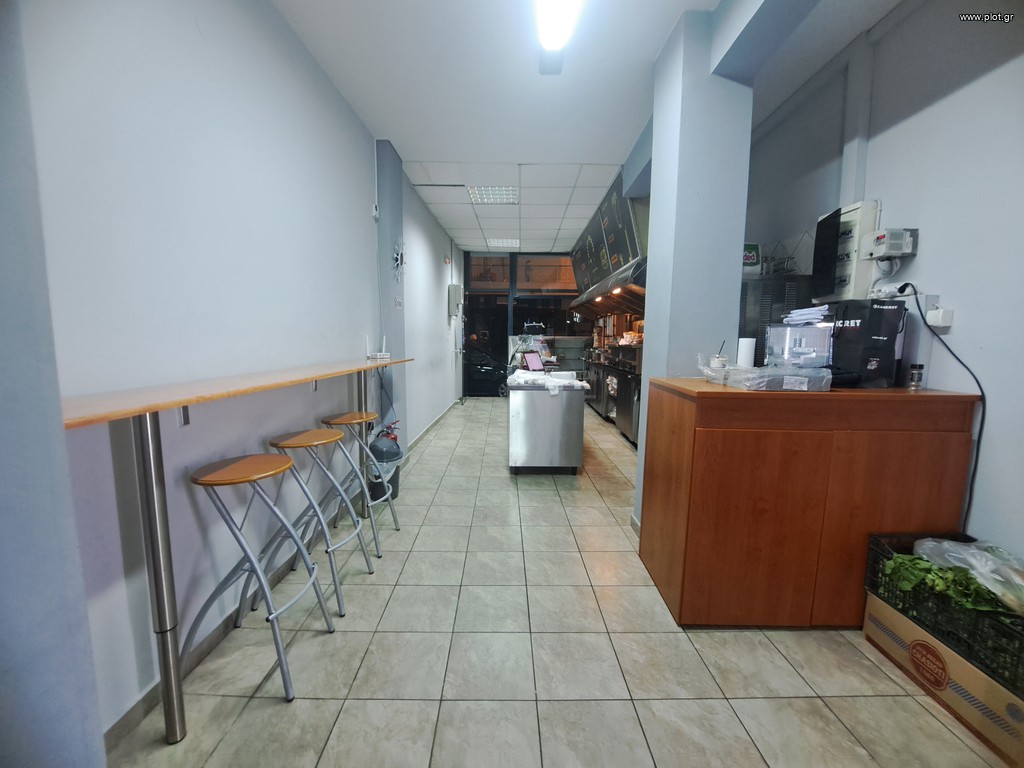 Κατάστημα 74 τ.μ. προς πώληση, Κέντρο Λαμίας