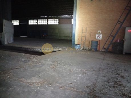 Warehouse 1.030sqm for rent-Lamia » Megali Vrisi