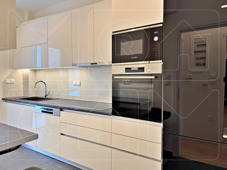Apartment 75sqm for rent-Vironas