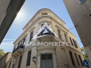 Μεζονέτα 300 τ.μ. προς ενοικίαση, Πλάκα Αθήνας-thumb-1