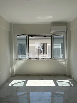 Office 25sqm for rent-Kentro