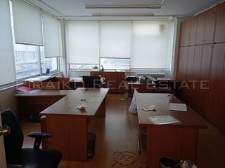 Office 199 sqm for rent