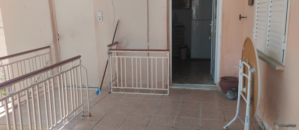 Μονοκατοικία 800 τ.μ. πρός πώληση, Ν. Λάρισας, Λάρισα