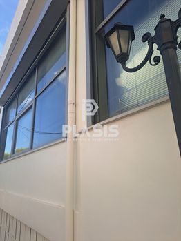 Επιχειρηματικό κτίριο 570τ.μ. για πώληση-Σπάτα