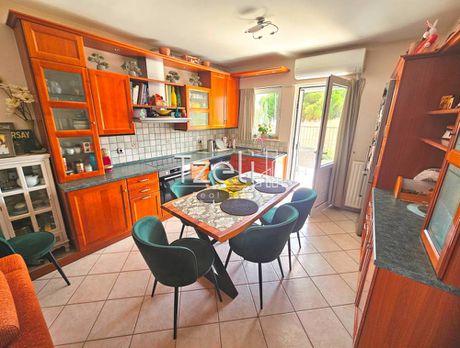 Διαμέρισμα 140τ.μ. για ενοικίαση-Πάτρα » Καστελλόκαμπος