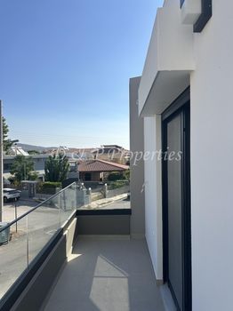 Μεζονέτα 170τ.μ. για ενοικίαση-Γλυκά νερά » Κέντρο