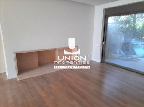 Maisonette 242sqm for sale-Drosia