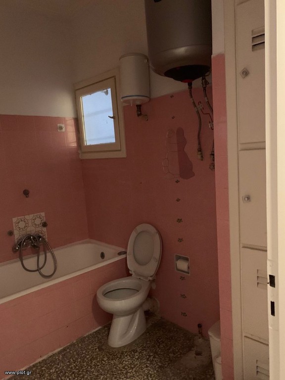 Apartment 106 sqm for sale, Ag. Meletiou - Viktorias Sq. - Marni