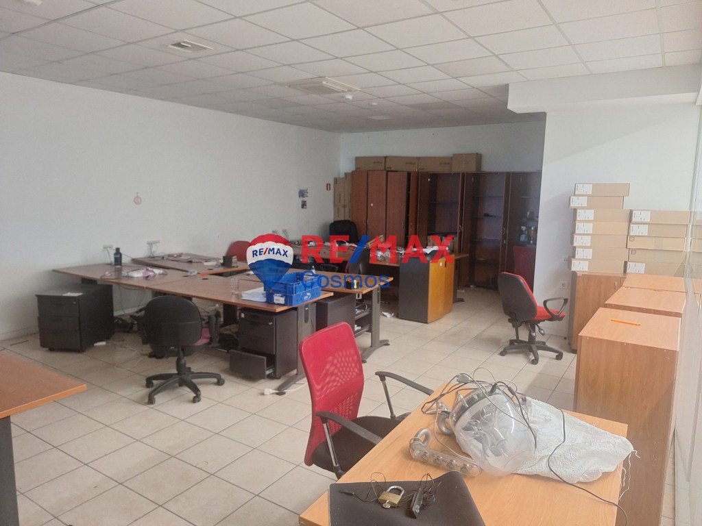 Επιχειρηματικό κτίριο 3.522 τ.μ. πρός ενοικίαση, Αθήνα - Βόρεια Προάστια, Αγία Παρασκευή
