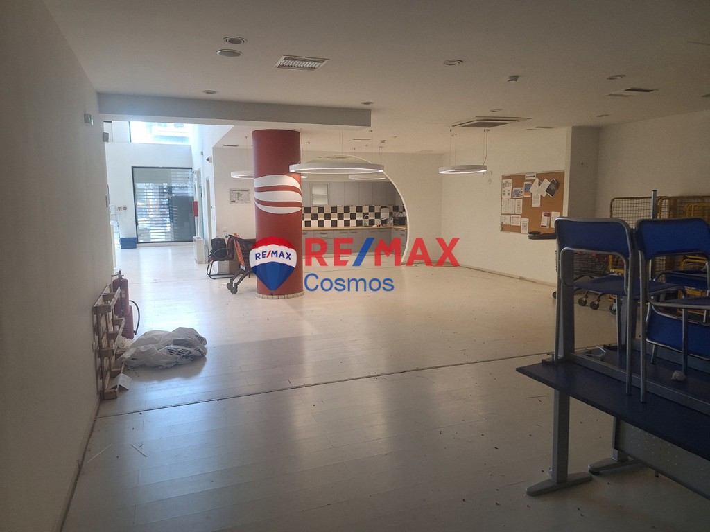 Επιχειρηματικό κτίριο 3.522 τ.μ. πρός ενοικίαση, Αθήνα - Βόρεια Προάστια, Αγία Παρασκευή