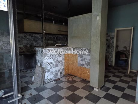 Store 66sqm for rent-Piraeus - Center