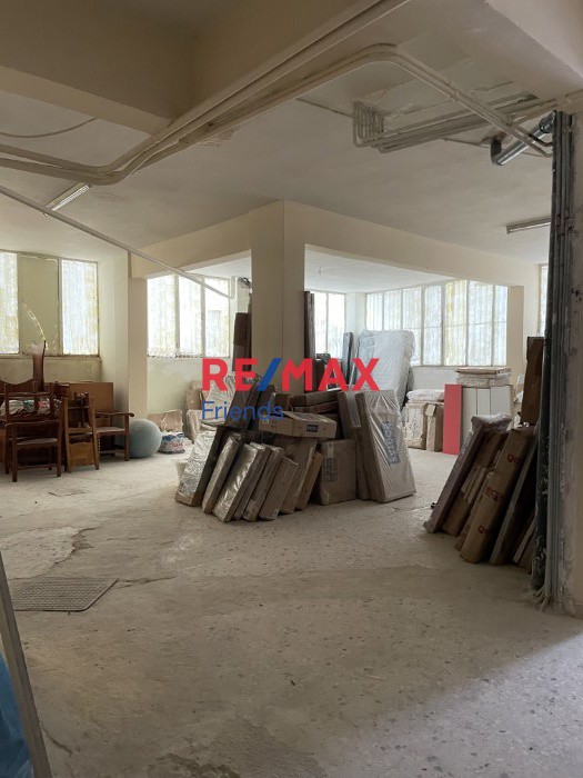 Αποθήκη 337 τ.μ. προς πώληση, Νίκαια