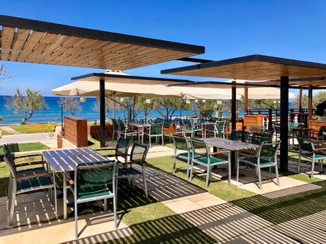 Επιχείρηση 145τ.μ. για πώληση-Πλατανιάς