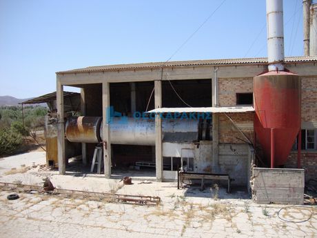 Industrial space 2.537sqm for sale-Moires