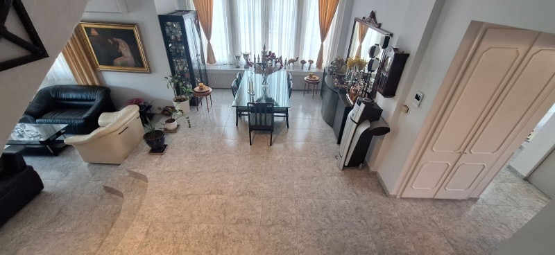 Μονοκατοικία 300 τ.μ. προς ενοικίαση, Οικισμός Μακεδονία
