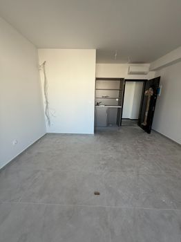 Office 35sqm for rent-Evosmos » Evosmo