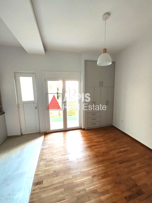 Studio / γκαρσονιέρα 30 τ.μ. προς ενοικίαση, Εξάρχεια - Νεάπολη