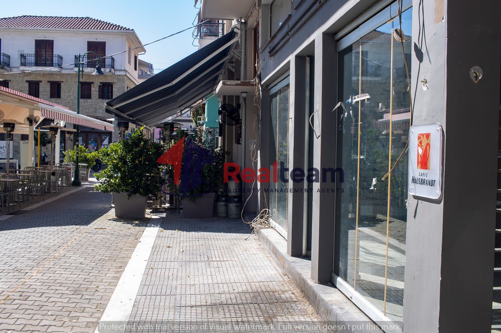 Κατάστημα 180 τ.μ. προς ενοικίαση, Τρίκαλα