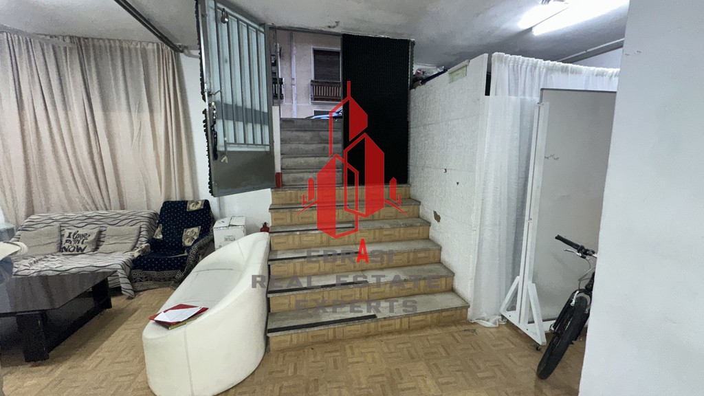 Αποθήκη 154 τ.μ. πρός πώληση, Αθήνα - Κέντρο, Αμπελόκηποι - Πεντάγωνο