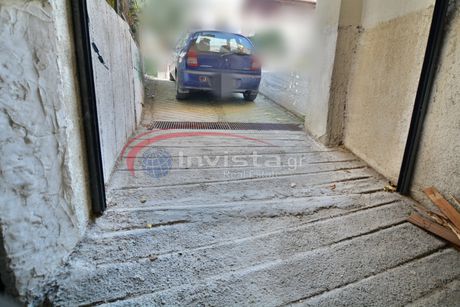 Warehouse 94sqm for sale-Kalamaria » Center