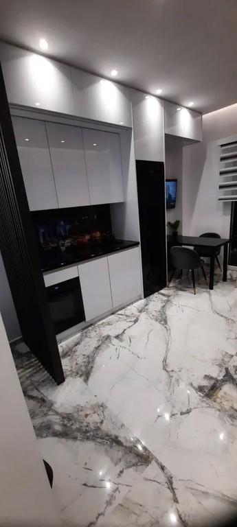 Studio / γκαρσονιέρα 30 τ.μ. προς ενοικίαση, Άνω Γλυφάδα