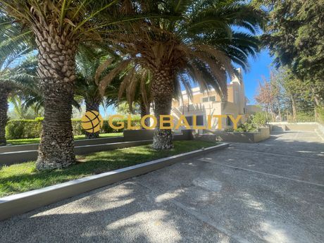 Villa 450sqm for rent-Pallini